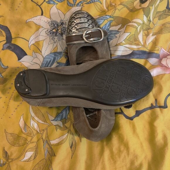 AGL tan suede ballet slipper flats silver cap toe silver buckle euc sz 39 - Picture 5 of 6
